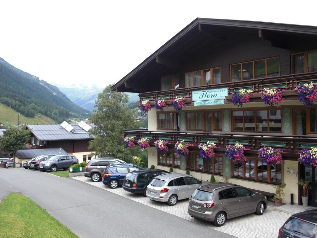 Hotel-pension Flora Bed & Breakfast