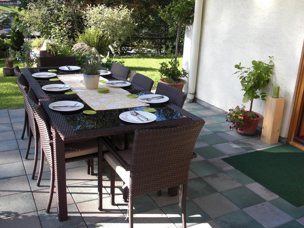 Hotel-pension Flora 3*