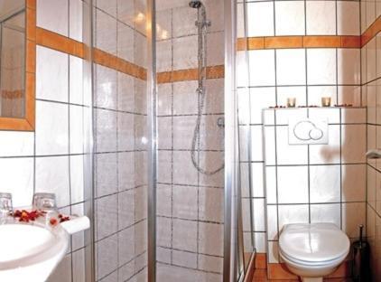 Hotel-pension Flora Bed & Breakfast