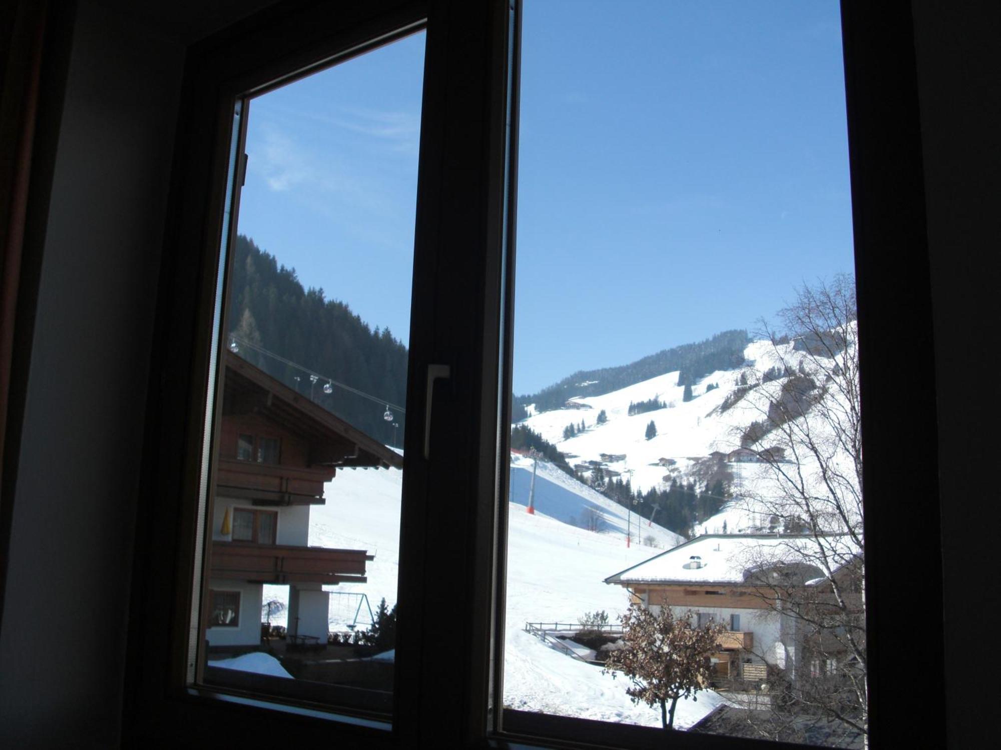 Hotel-pension Flora Bed & Breakfast Saalbach-Hinterglemm