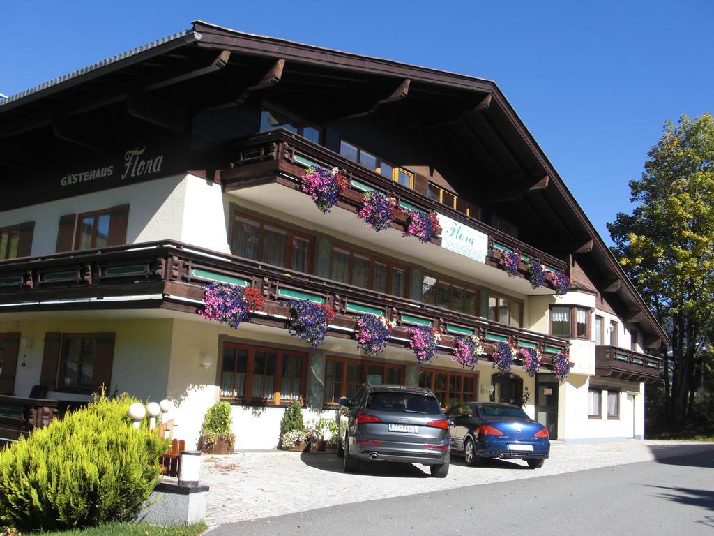 Hotel-pension Flora Bed & Breakfast 3*